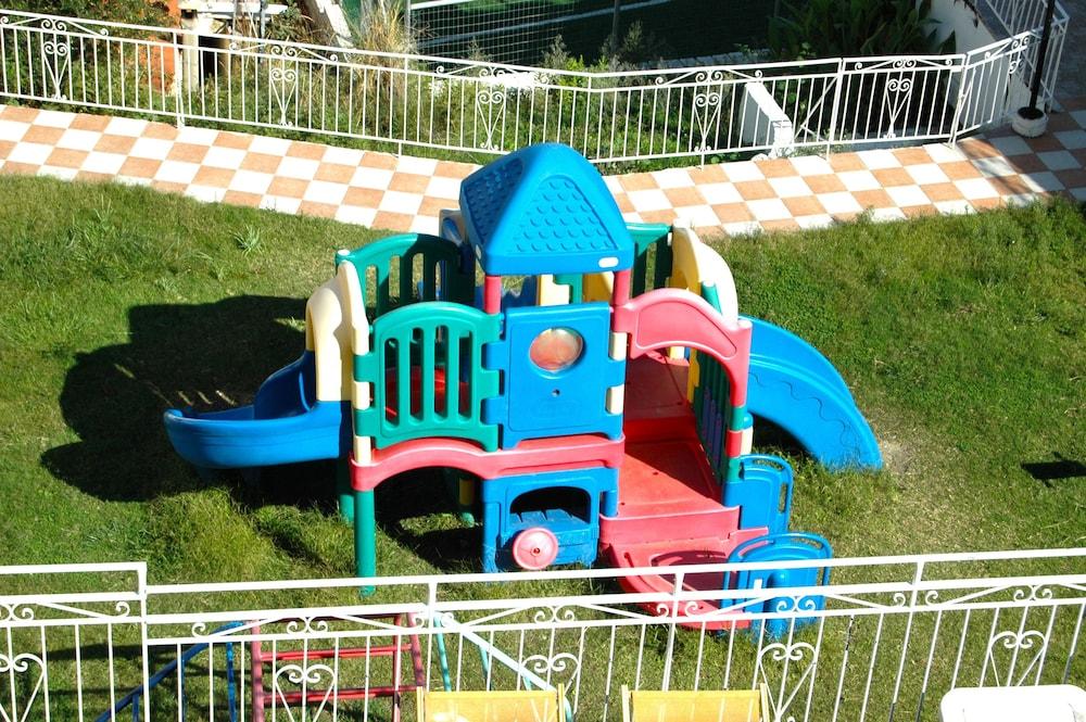 Captains Hotel Αργάσι Εξωτερικό φωτογραφία