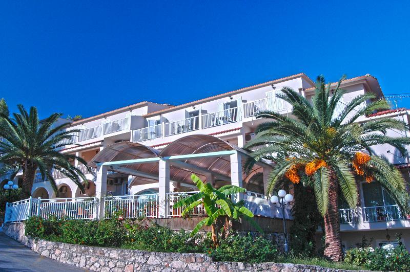 Captains Hotel Αργάσι Εξωτερικό φωτογραφία